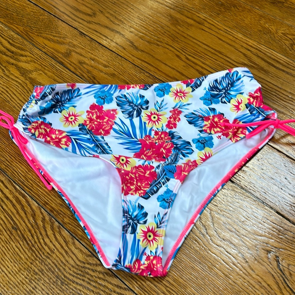 Shein tropical print swimsuit bottoms only.  White, pink, blue. Size 2XL.  NWOT